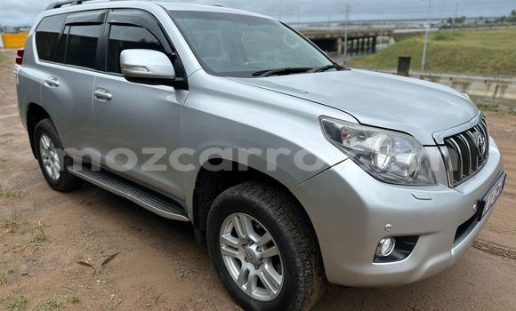 Tenga Tsaru Toyota Land Cruiser Prado Zvimwe Mota in Maputo in Maputo Tenga Tsaru Toyota Land Cruiser Prado Zvimwe Mota in Maputo in Maputo