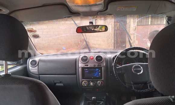 Comprar Usado Isuzu KB Preto Carro em Maputo em Maputo Comprar Usado Isuzu KB Preto Carro em Maputo em Maputo