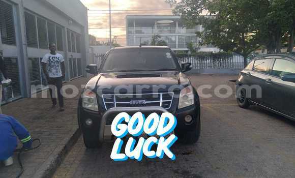 Comprar Usado Isuzu KB Preto Carro em Maputo em Maputo Comprar Usado Isuzu KB Preto Carro em Maputo em Maputo