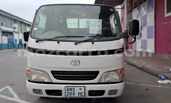 Comprar Novo Toyota Dyna Branco Caminhão em Maputo em Maputo Comprar Novo Toyota Dyna Branco Caminhão em Maputo em Maputo