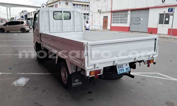 Comprar Novo Toyota Dyna Branco Caminhão em Maputo em Maputo Comprar Novo Toyota Dyna Branco Caminhão em Maputo em Maputo