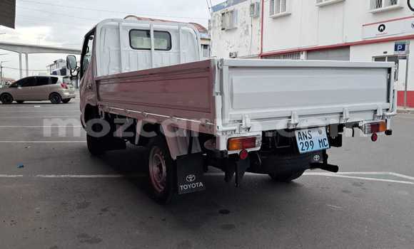 Comprar Novo Toyota Dyna Branco Caminhão em Maputo em Maputo Comprar Novo Toyota Dyna Branco Caminhão em Maputo em Maputo