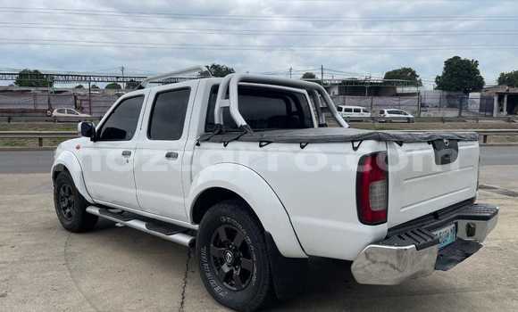 Tenga Tsaru Nissan Hardbody Chena Mota in Maputo in Maputo Tenga Tsaru Nissan Hardbody Chena Mota in Maputo in Maputo