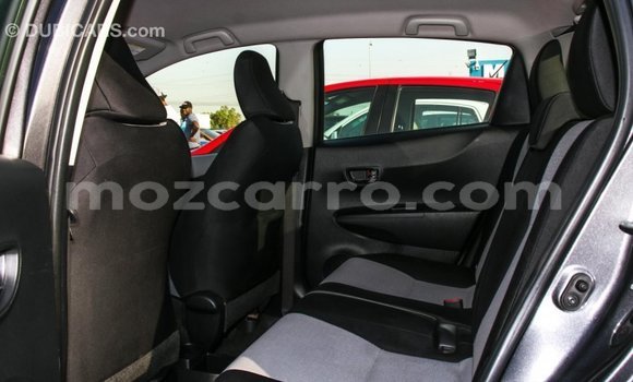 Comprar Importar Toyota Yaris De outros Carro em Import - Dubai em Cabo Delgado Comprar Importar Toyota Yaris De outros Carro em Import - Dubai em Cabo Delgado