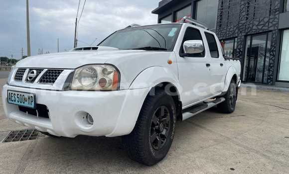 Tenga Tsaru Nissan Hardbody Chena Mota in Maputo in Maputo Tenga Tsaru Nissan Hardbody Chena Mota in Maputo in Maputo