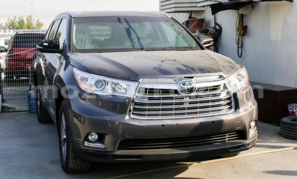 Comprar Importar Toyota Highlander De outros Carro em Import - Dubai em Cabo Delgado Comprar Importar Toyota Highlander De outros Carro em Import - Dubai em Cabo Delgado