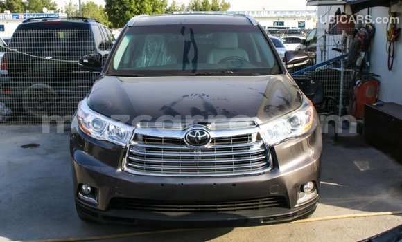 Comprar Importar Toyota Highlander De outros Carro em Import - Dubai em Cabo Delgado Comprar Importar Toyota Highlander De outros Carro em Import - Dubai em Cabo Delgado