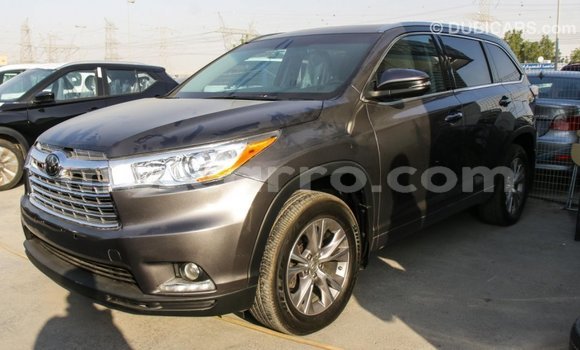 Comprar Importar Toyota Highlander De outros Carro em Import - Dubai em Cabo Delgado Comprar Importar Toyota Highlander De outros Carro em Import - Dubai em Cabo Delgado