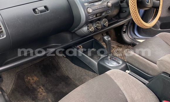 Nunua Ilio tumika Honda Fit Bluu Gari ndani ya Maputo nchini Maputo Nunua Ilio tumika Honda Fit Bluu Gari ndani ya Maputo nchini Maputo