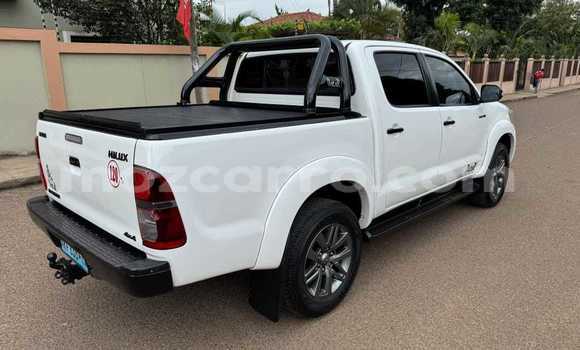 Buy Used Toyota Hilux White Car in Maputo in Maputo Buy Used Toyota Hilux White Car in Maputo in Maputo