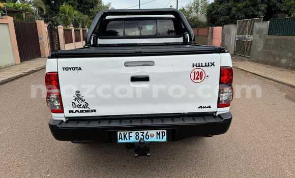 Buy Used Toyota Hilux White Car in Maputo in Maputo Buy Used Toyota Hilux White Car in Maputo in Maputo