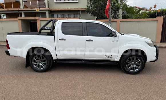 Buy Used Toyota Hilux White Car in Maputo in Maputo Buy Used Toyota Hilux White Car in Maputo in Maputo