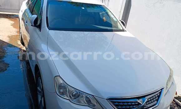 Comprar Usado Toyota Mark X Branco Carro em Maputo em Maputo