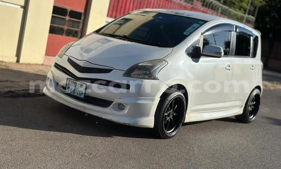 Comprar Usado Toyota Ractis Branco Carro em Maputo em Maputo Comprar Usado Toyota Ractis Branco Carro em Maputo em Maputo