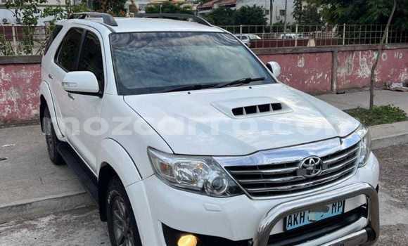 Comprar Usado Toyota Fortuner Branco Carro em Maputo em Maputo Comprar Usado Toyota Fortuner Branco Carro em Maputo em Maputo