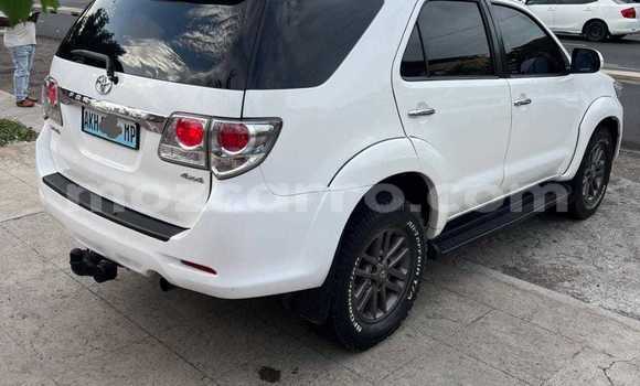 Comprar Usado Toyota Fortuner Branco Carro em Maputo em Maputo Comprar Usado Toyota Fortuner Branco Carro em Maputo em Maputo