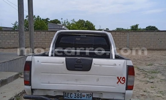 Buy Used Nissan Hardbody White Car in Maputo in Maputo Buy Used Nissan Hardbody White Car in Maputo in Maputo