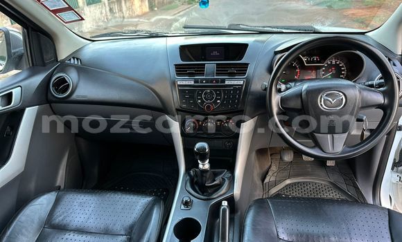 Buy New Mazda BT-50 White Car in Maputo in Maputo Buy New Mazda BT-50 White Car in Maputo in Maputo