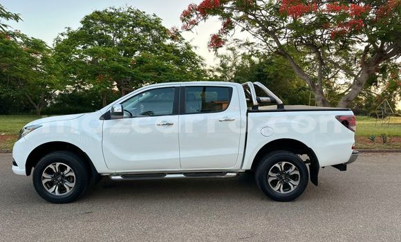 Buy New Mazda BT-50 White Car in Maputo in Maputo Buy New Mazda BT-50 White Car in Maputo in Maputo