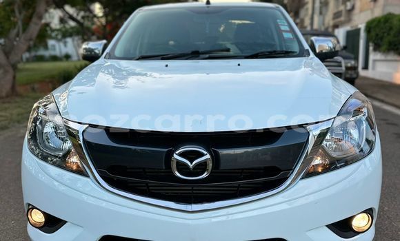Buy New Mazda BT-50 White Car in Maputo in Maputo Buy New Mazda BT-50 White Car in Maputo in Maputo