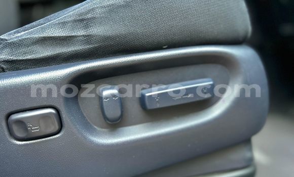 Nunua Ilio tumika Honda CR-V Nyeusi Gari ndani ya Maputo nchini Maputo Nunua Ilio tumika Honda CR-V Nyeusi Gari ndani ya Maputo nchini Maputo