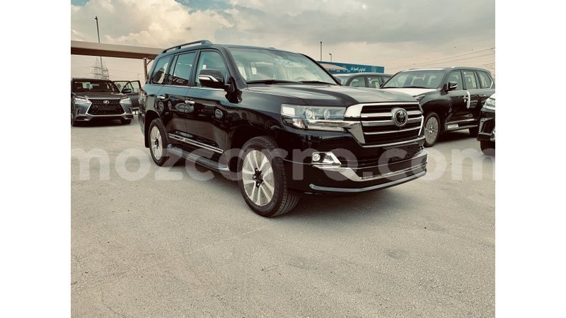 Big with watermark toyota land cruiser cabo delgado import dubai 5702