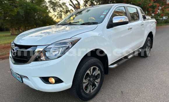 Comprar Novo Mazda BT-50 Branco Carro em Maputo em Maputo Comprar Novo Mazda BT-50 Branco Carro em Maputo em Maputo