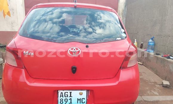 Comprar Usado Toyota Vitz Vermelho Carro em Maputo em Maputo Comprar Usado Toyota Vitz Vermelho Carro em Maputo em Maputo