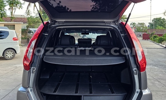 Nunua Ilio tumika Nissan X-Trail Fedha Gari ndani ya Maputo nchini Maputo Nunua Ilio tumika Nissan X-Trail Fedha Gari ndani ya Maputo nchini Maputo