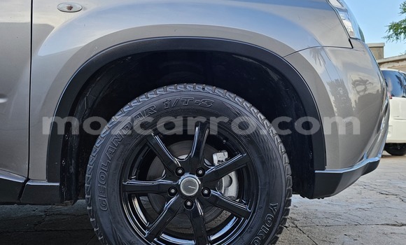 Nunua Ilio tumika Nissan X-Trail Fedha Gari ndani ya Maputo nchini Maputo Nunua Ilio tumika Nissan X-Trail Fedha Gari ndani ya Maputo nchini Maputo