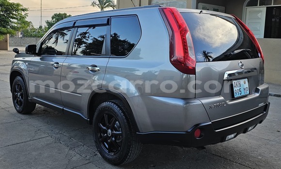 Nunua Ilio tumika Nissan X-Trail Fedha Gari ndani ya Maputo nchini Maputo Nunua Ilio tumika Nissan X-Trail Fedha Gari ndani ya Maputo nchini Maputo
