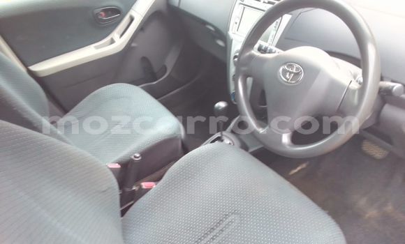 Nunua Ilio tumika Toyota Vitz Nyekundu Gari ndani ya Maputo nchini Maputo Nunua Ilio tumika Toyota Vitz Nyekundu Gari ndani ya Maputo nchini Maputo