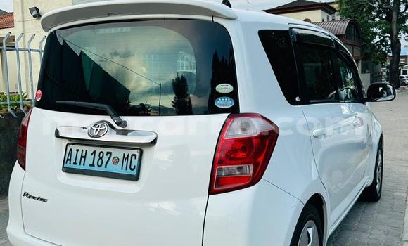 Comprar Usado Toyota Ractis Branco Carro em Maputo em Maputo Comprar Usado Toyota Ractis Branco Carro em Maputo em Maputo