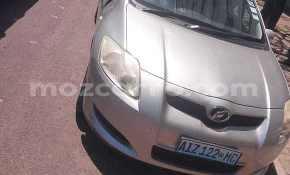 Comprar Usado Toyota Auris Prata Carro em Maputo em Maputo