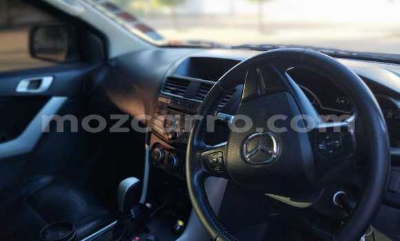 Tenga Tsaru Mazda BT-50 Zvimwe Mota in Maputo in Maputo Tenga Tsaru Mazda BT-50 Zvimwe Mota in Maputo in Maputo