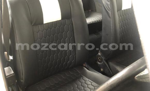 Buy Used Volkswagen Golf White Car in Maputo in Maputo Buy Used Volkswagen Golf White Car in Maputo in Maputo