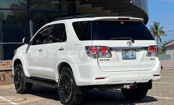 Comprar Usado Toyota Fortuner Branco Carro em Maputo em Maputo Comprar Usado Toyota Fortuner Branco Carro em Maputo em Maputo
