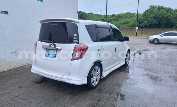 Comprar Usado Toyota Ractis Branco Carro em Maputo em Maputo Comprar Usado Toyota Ractis Branco Carro em Maputo em Maputo