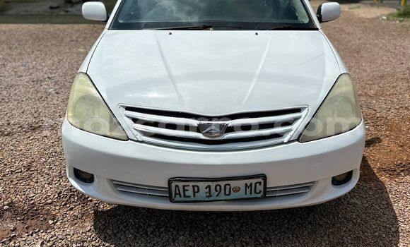 Comprar Usado Toyota Allion Branco Carro em Maputo em Maputo