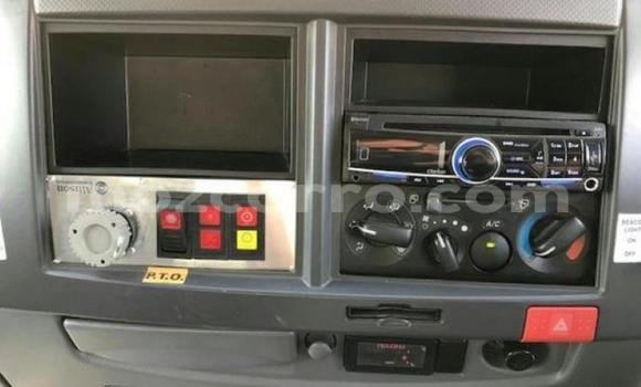 Comprar Usado Isuzu FTR 850 Prata Caminhão em Maputo em Maputo Comprar Usado Isuzu FTR 850 Prata Caminhão em Maputo em Maputo