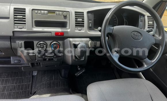 Buy Used Toyota Hiace Silver Car in Maputo in Maputo Buy Used Toyota Hiace Silver Car in Maputo in Maputo