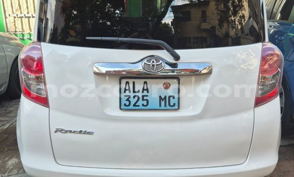 Comprar Usado Toyota Ractis Branco Carro em Maputo em Maputo Comprar Usado Toyota Ractis Branco Carro em Maputo em Maputo