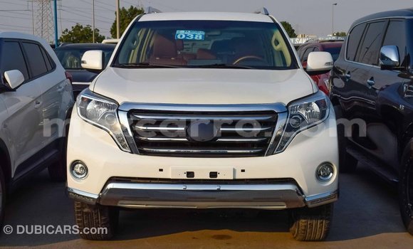 Nunua Imported Toyota Prado Nyeupe Gari ndani ya Import - Dubai nchini Cabo Delgado Nunua Imported Toyota Prado Nyeupe Gari ndani ya Import - Dubai nchini Cabo Delgado