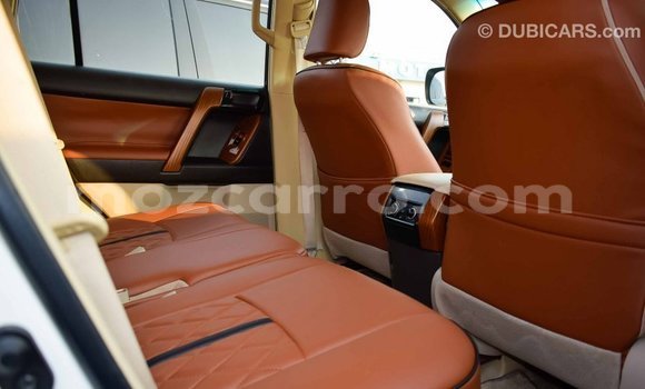 Nunua Imported Toyota Prado Nyeupe Gari ndani ya Import - Dubai nchini Cabo Delgado Nunua Imported Toyota Prado Nyeupe Gari ndani ya Import - Dubai nchini Cabo Delgado
