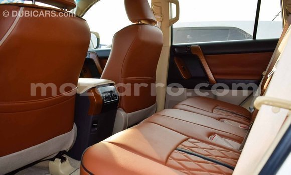 Nunua Imported Toyota Prado Nyeupe Gari ndani ya Import - Dubai nchini Cabo Delgado Nunua Imported Toyota Prado Nyeupe Gari ndani ya Import - Dubai nchini Cabo Delgado