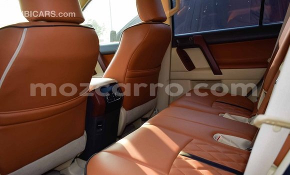 Comprar Importar Toyota Prado Branco Carro em Import - Dubai em Cabo Delgado Comprar Importar Toyota Prado Branco Carro em Import - Dubai em Cabo Delgado