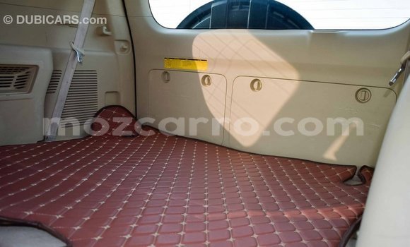 Comprar Importar Toyota Prado Branco Carro em Import - Dubai em Cabo Delgado Comprar Importar Toyota Prado Branco Carro em Import - Dubai em Cabo Delgado