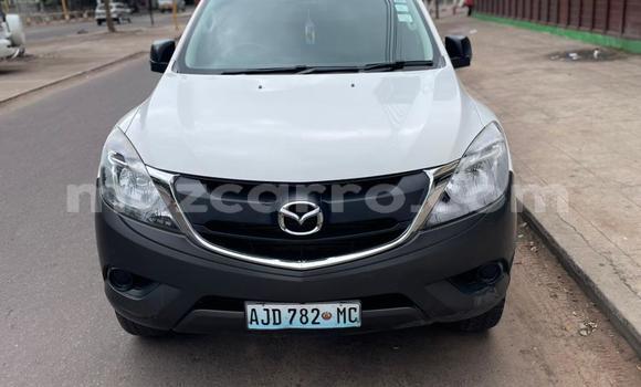 Comprar Usado Mazda BT-50 Branco Carro em Maputo em Maputo Comprar Usado Mazda BT-50 Branco Carro em Maputo em Maputo