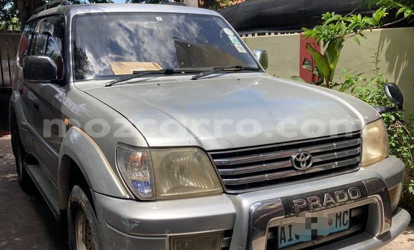Nunua Ilio tumika Toyota Land Cruiser Prado Fedha Gari ndani ya Maputo nchini Maputo