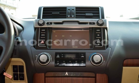 Comprar Importar Toyota Prado Branco Carro em Import - Dubai em Cabo Delgado Comprar Importar Toyota Prado Branco Carro em Import - Dubai em Cabo Delgado